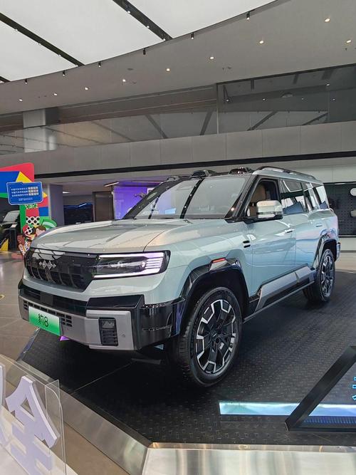 广州235比亚迪方程豹硬派越野的爆款，英菲尼迪35周年与你共成长